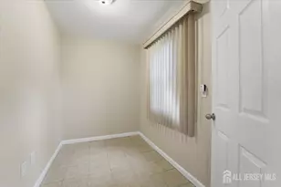 6 King Arthurs Ct, Edison, NJ 08820 - Photo 36
