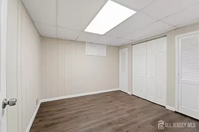 6 King Arthurs Court, Edison, NJ 08820 - Photo 38