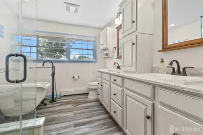 91 S Hill Road S, Colonia, NJ 07067 - Photo 10