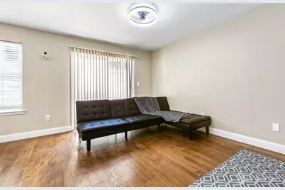 61 Lawrence Street, New Brunswick, NJ 08901 - Photo 4