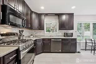 7 Conerly Rd, Franklin Township, NJ 08873 - Photo 10
