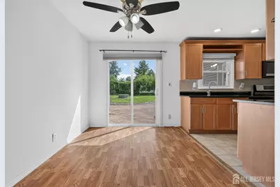 17 Joanna Place, Colonia, NJ 07067 - Photo 6