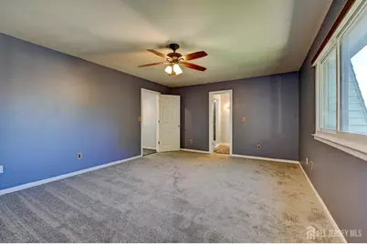 1705 N Oaks Boulevard N, North Brunswick Township, NJ 08902 - Photo 30