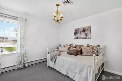 960 Gates Avenue, Piscataway Township, NJ 08854 - Photo 20