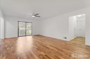 131 Beverly Hl Ter, Woodbridge Township, NJ 07095 - Photo 4