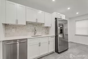 131 Beverly Hl Ter, Woodbridge Township, NJ 07095 - Photo 6