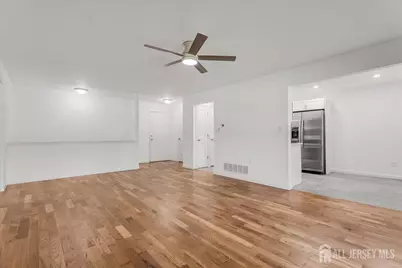 131 Beverly Hill Terrace, Woodbridge Township, NJ 07095 - Photo 2