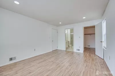 349 Lancaster Court, Piscataway Township, NJ 08854 - Photo 14