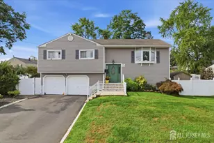 105 Osceola Ave, Middlesex, NJ 08846 - Photo 1
