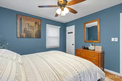 16 Hawthorne Avenue #16, Colonia, NJ 07067 - Photo 18