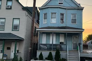 686 Charles St, Perth Amboy, NJ 08862 - Photo 4