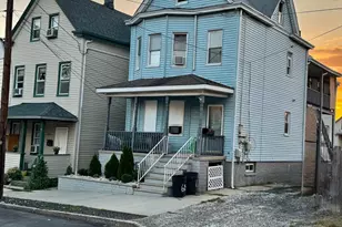 686 Charles St, Perth Amboy, NJ 08862 - Photo 2