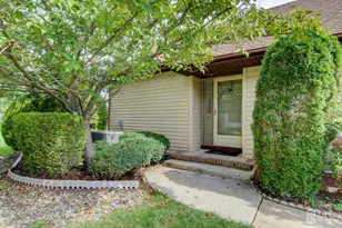 4 Martin Van Buren Dr, Monroe Township, NJ 08831 - Photo 1