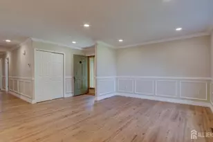 4 Martin Van Buren Dr, Monroe Township, NJ 08831 - Photo 16
