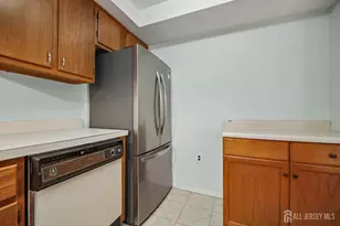 905 Montague Ave, Iselin, NJ 08830 - Photo 12