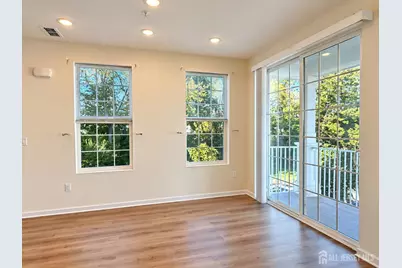 83 Depot Way, Dunellen, NJ 08812 - Photo 12