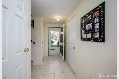 5 Berdine Court, Colonia, NJ 07067 - Photo 10