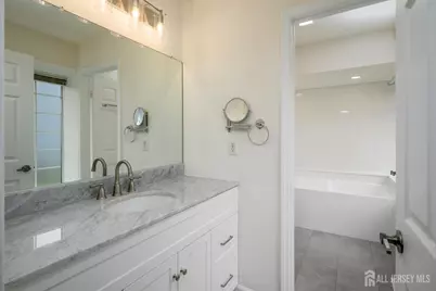 13 Benjamin Franklin Drive, Monroe Township, NJ 08831 - Photo 20