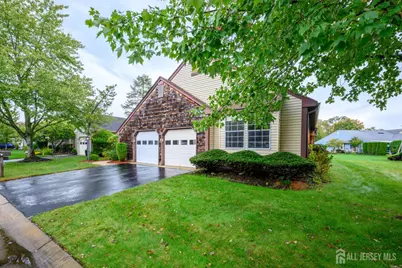 13 Benjamin Franklin Drive, Monroe Township, NJ 08831 - Photo 32