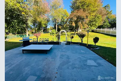 33 Mary Ellen Drive, Edison, NJ 08820 - Photo 2