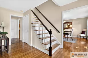 9 Wynnewood Dr, Cranbury Township, NJ 08512 - Photo 4