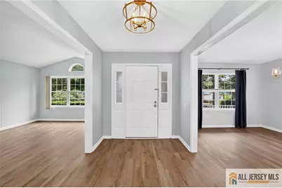 102 Waterside Boulevard, Monroe Township, NJ 08831 - Photo 2