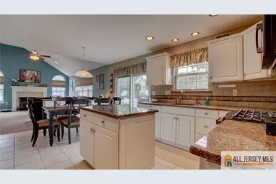 21 Samantha Circle, Old Bridge Township, NJ 07747 - Photo 18