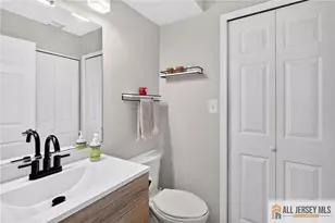 1 Cambridge Dr, Monroe Township, NJ 08831 - Photo 10