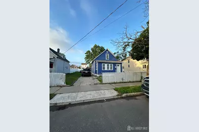 97 N Ward Street, New Brunswick, NJ 08901 - Photo 1