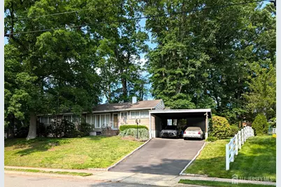 28 Tanglewood Lane, East Brunswick Township, NJ 08816 - Photo 1