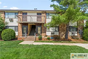 733 Cricket Ln, Woodbridge Township, NJ 07095 - Photo 1