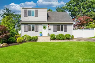 20 Diamond Ct, East Brunswick Township, NJ 08816 - Photo 1