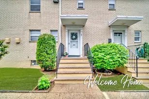 402 N Cranbury Rd, East Brunswick Township, NJ 08816 - Photo 1