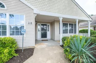 218 N Pondview Blvd, Monroe Township, NJ 08831 - Photo 1