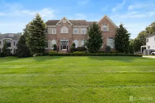 46 Springwood Dr, Monroe Township, NJ 08831 - Photo 1