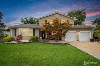 31 Iroquois Drive, Sayreville, NJ 08859 - Photo 1