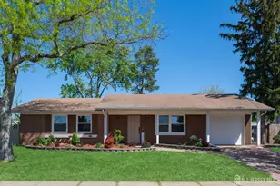 39 Drexel Terrace, Monroe Township, NJ 08831 - Photo 1