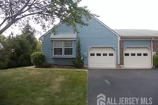 29 Hillsborough Dr, Monroe Township, NJ 08831 - Photo 1