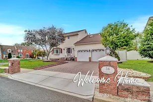 34 Princess Dr, North Brunswick Township, NJ 08902 - Photo 1