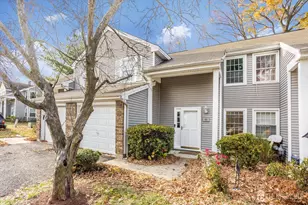 95 S Renaissance Ln, New Brunswick, NJ 08901 - Photo 1