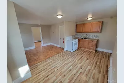 121 S Fulton Street, Woodbridge Township, NJ 07095 - Photo 1