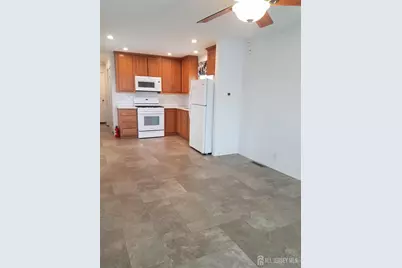 852 US Hwy 1 N, Edison, NJ 08817 - Photo 1