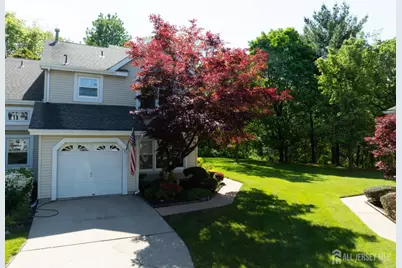 112 Lloyd Court, East Brunswick Township, NJ 08816 - Photo 1