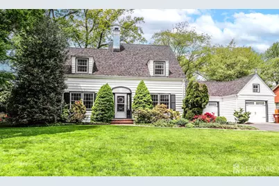 7 Crest Road, New Brunswick, NJ 08901 - Photo 1