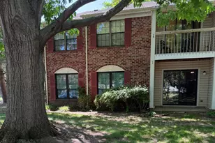 11 Crabapple Ln, Franklin Township, NJ 08823 - Photo 1