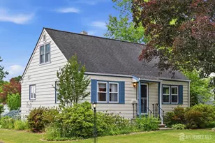 221 W Prospect St, South Bound Brook, NJ 08880 - Photo 1