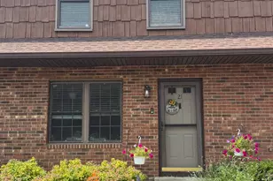 21 B Quail Run Dr, Jamesburg, NJ 08831 - Photo 1