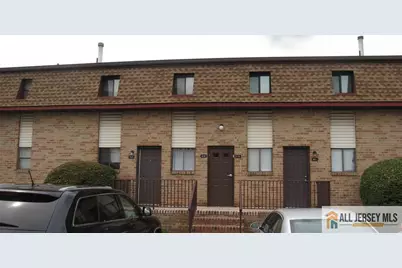 504 N Oaks Boulevard, North Brunswick Township, NJ 08902 - Photo 1