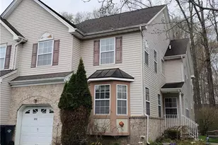 212 Hawthorne Rd, North Brunswick Township, NJ 08902 - Photo 1