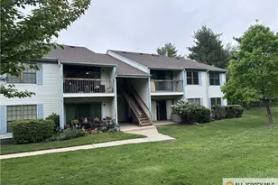 48 Crabapple Ln, Franklin Township, NJ 08823 - Photo 1
